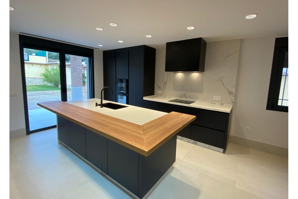 Cocinas Reina - Viste tu hogar en Lucena